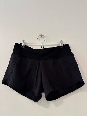 Lululemon Athletica Black 4-Way Stretch Run Times 4” Shorts Women's Size 6